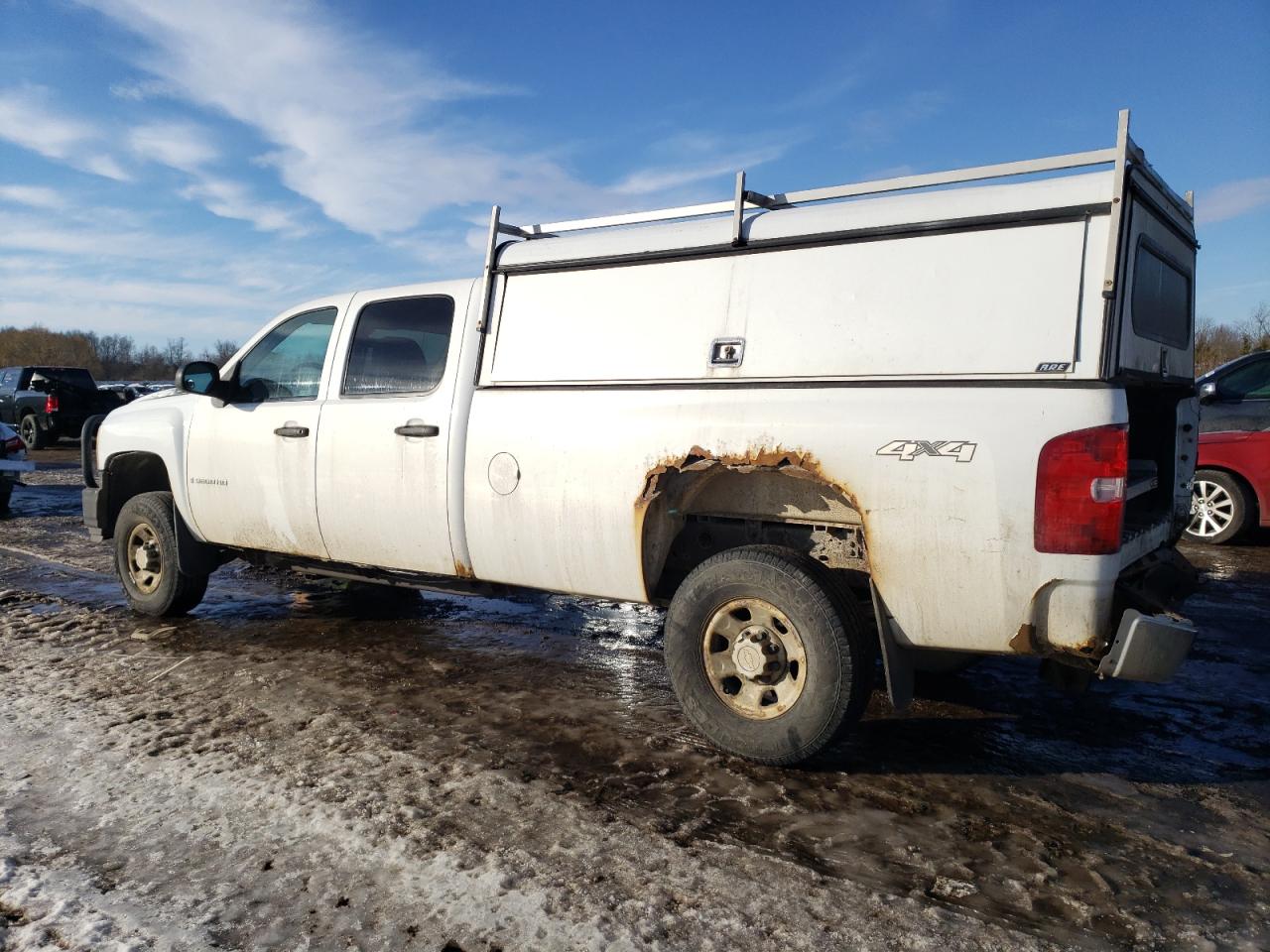 2008 Chevrolet Silverado - Image 2