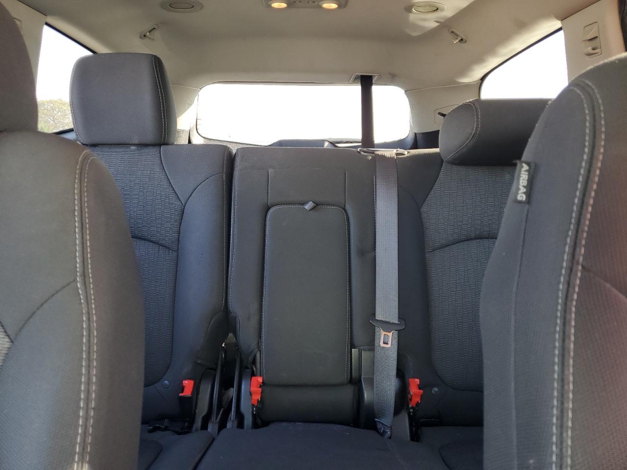 2014 Chevrolet Traverse - Image 10