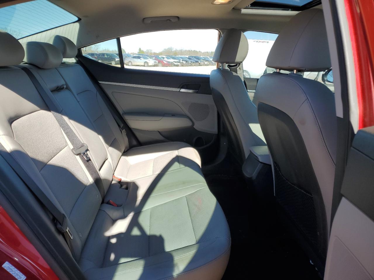 2020 Hyundai Elantra - Image 10