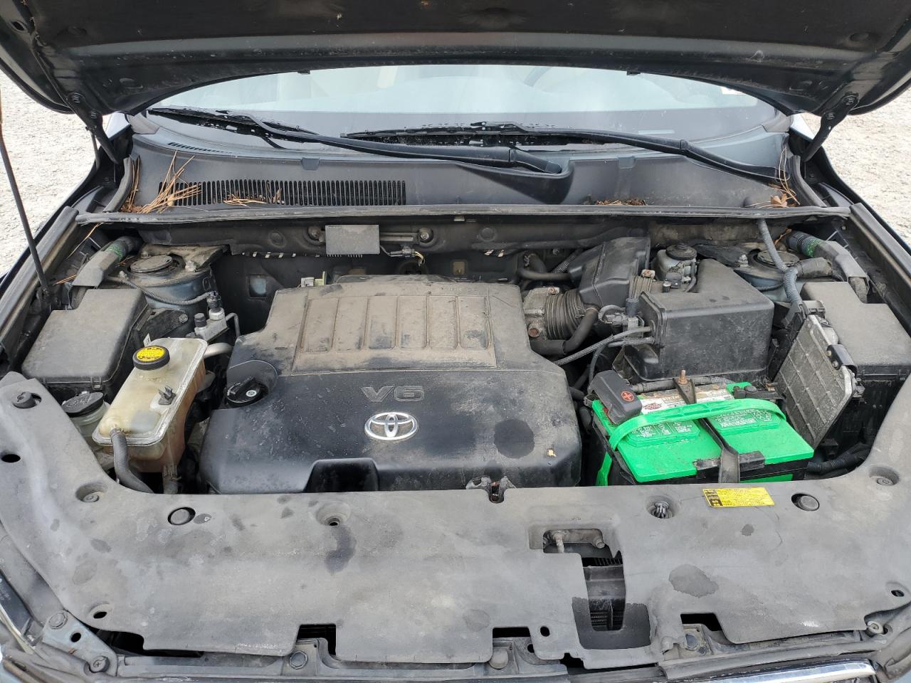 2011 Toyota RAV 4 - Image 12