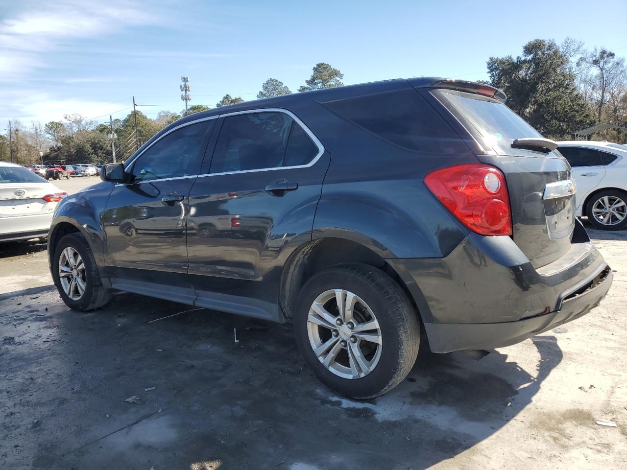 2014 Chevrolet Equinox - Image 2