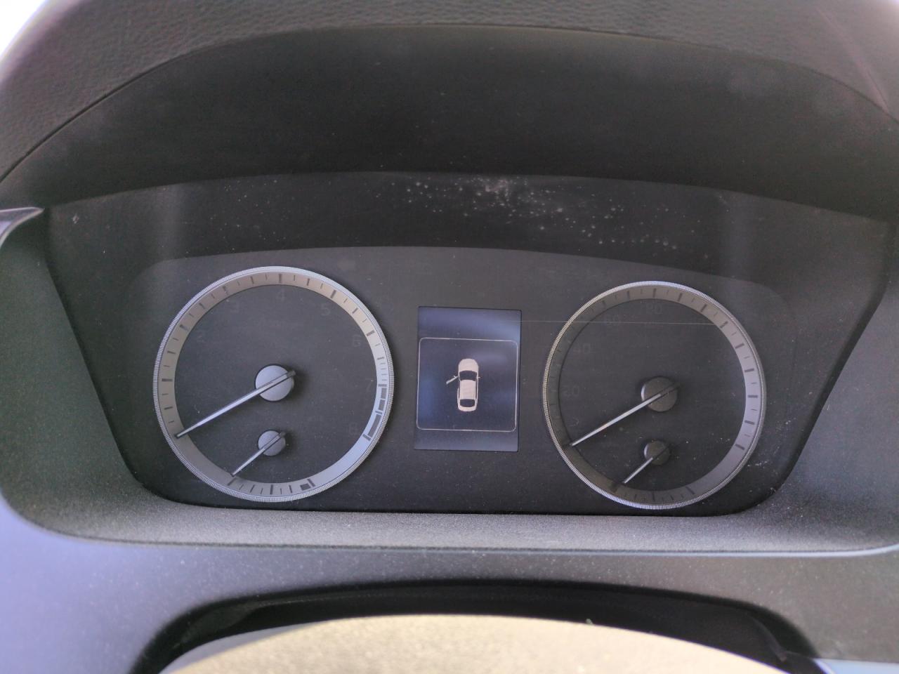 2015 Hyundai Sonata - Image 9