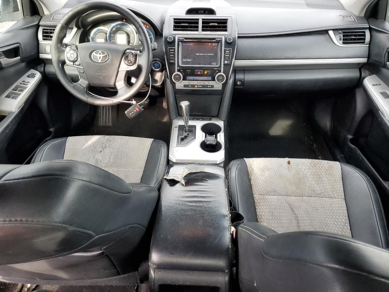 2014 Toyota Camry - Image 8