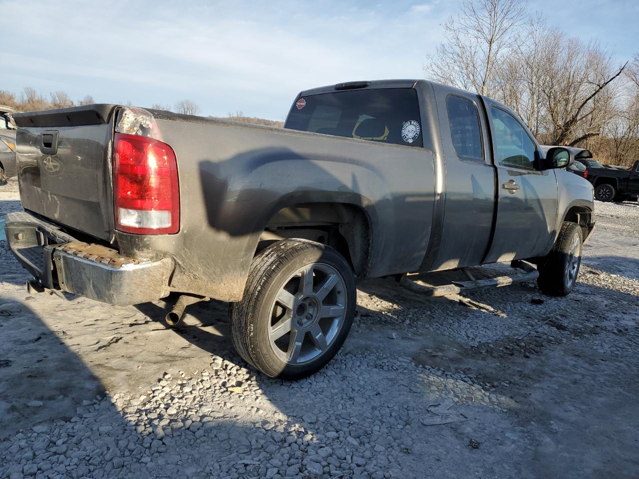 2010 GMC Sierra - Image 3