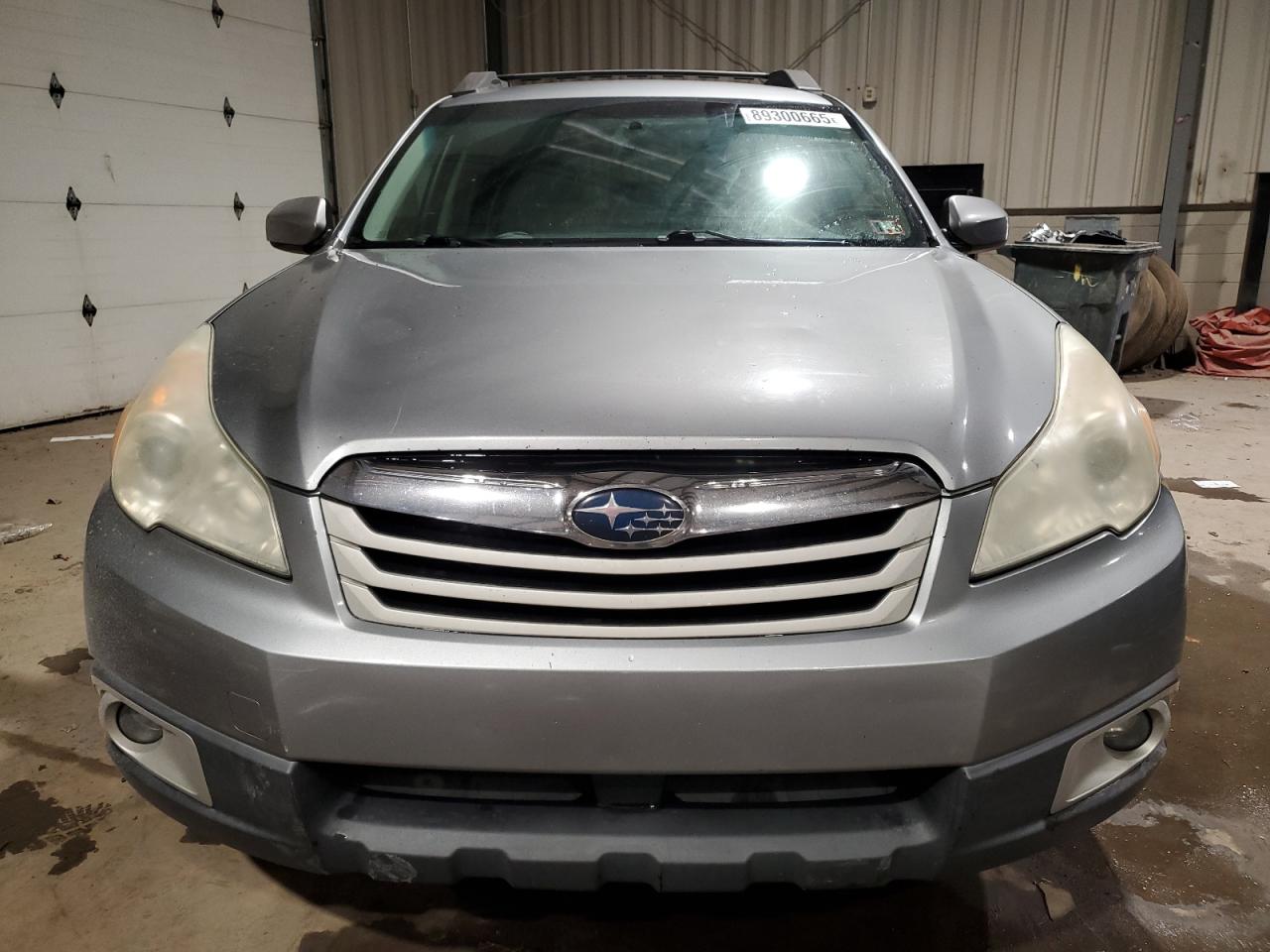 2011 Subaru Outback - Image 5