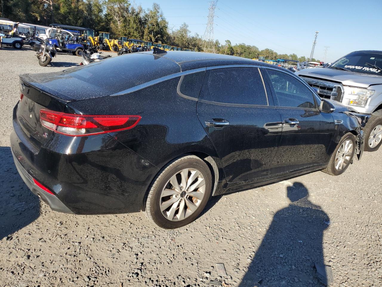 VIN 5XXGT4L30JG245173 2018 KIA OPTIMA no.3