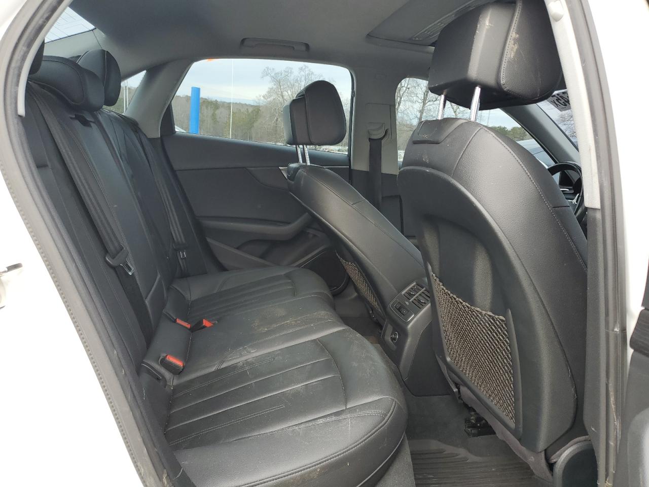 2017 Audi A4 - Image 10