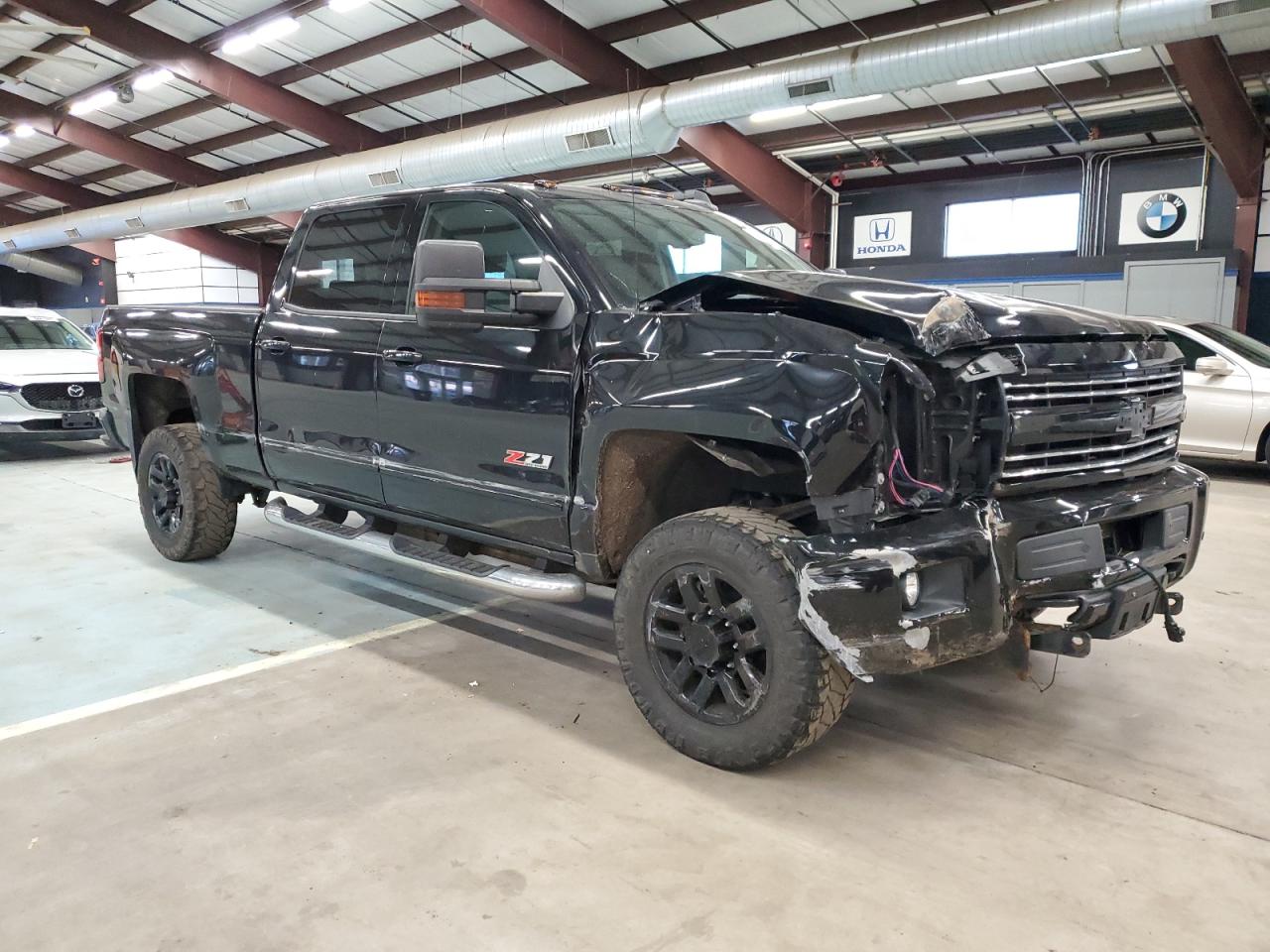 2016 Chevrolet Silverado - Image 4