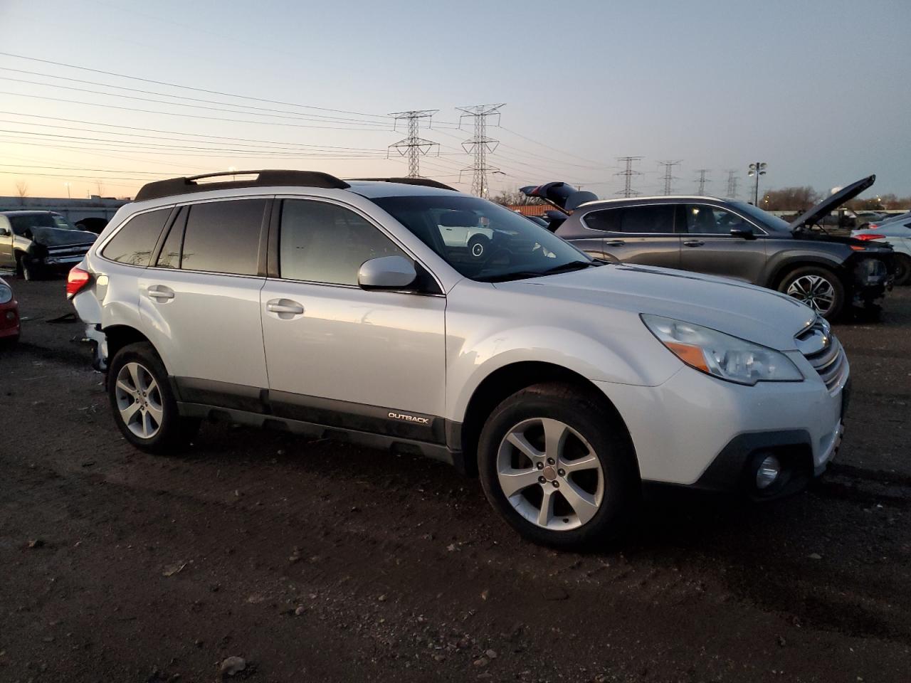 2013 Subaru Outback - Image 4
