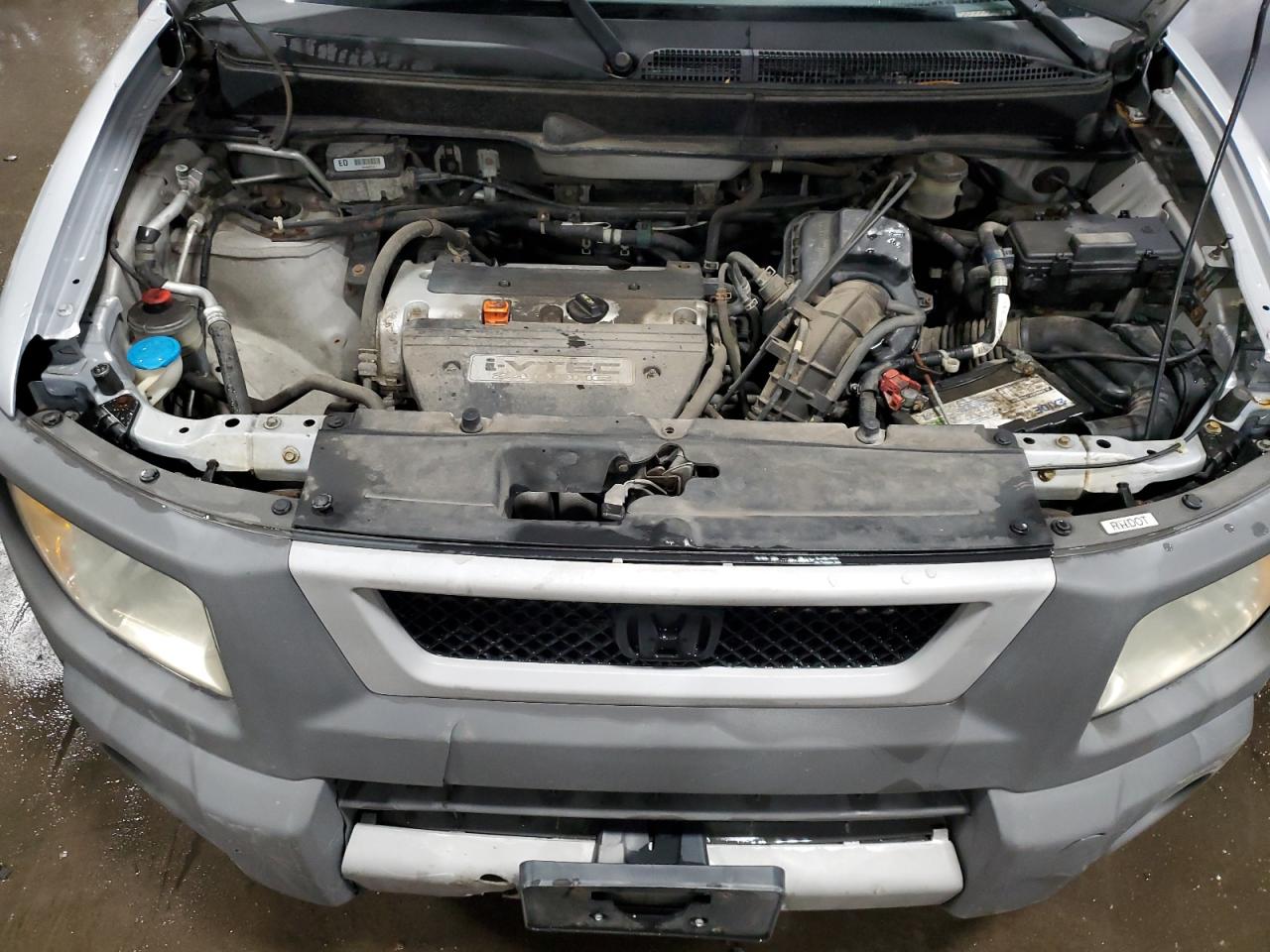 2005 Honda Element - Image 12