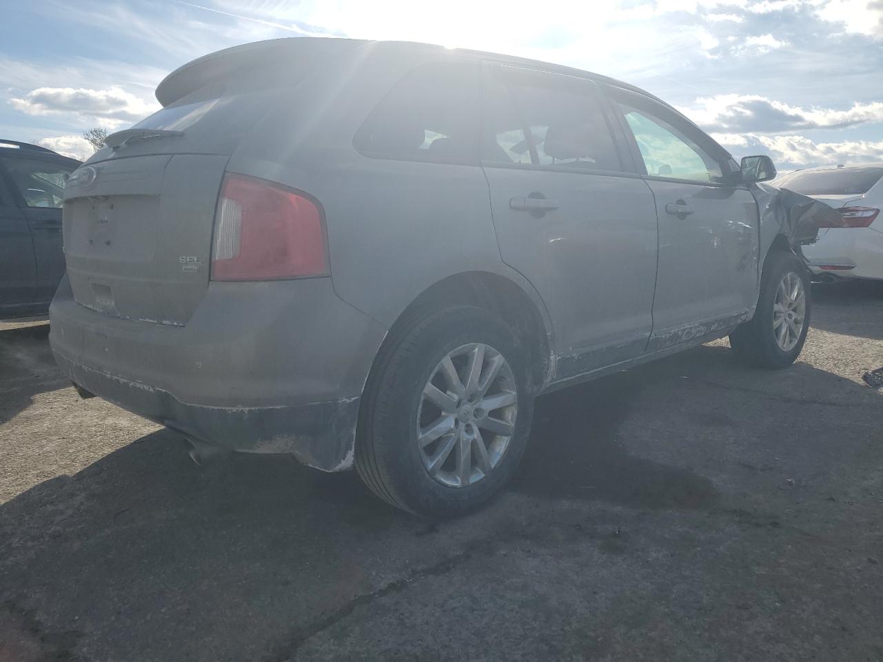 2014 Ford Edge - Image 3