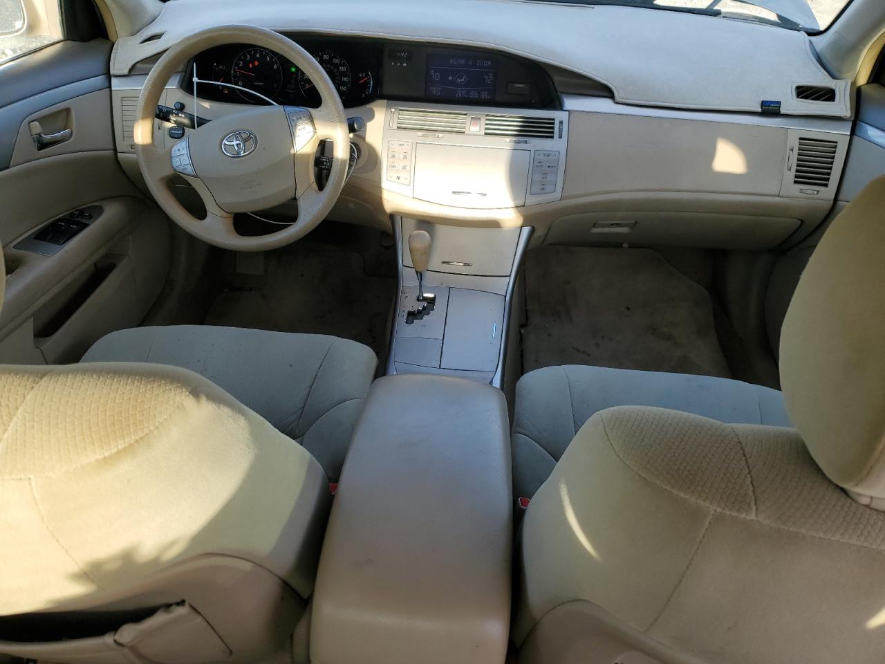 2007 Toyota Avalon - Image 8