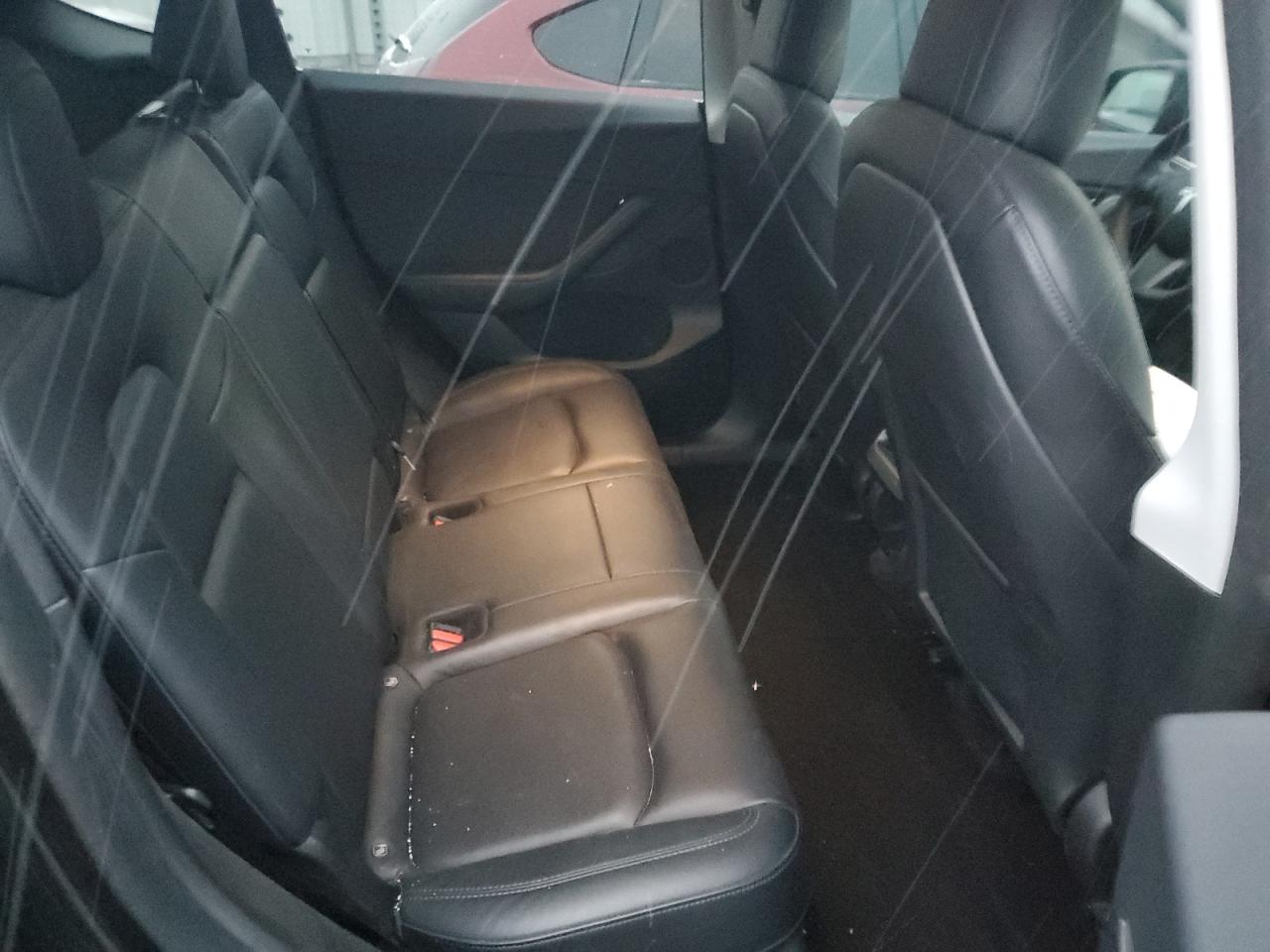 2021 Tesla Model Y VIN: 5YJYGDEF9MF261153 Lot: 86835424