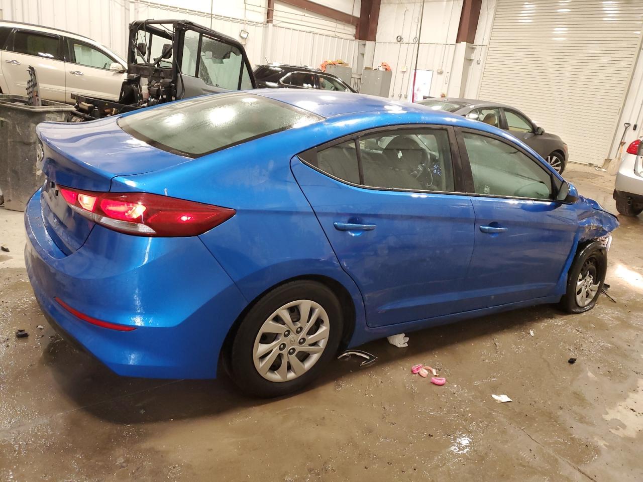 2018 Hyundai Elantra - Image 3