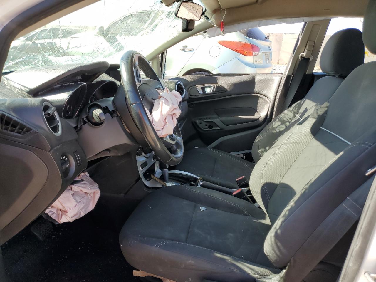 2014 Ford Fiesta - Image 7