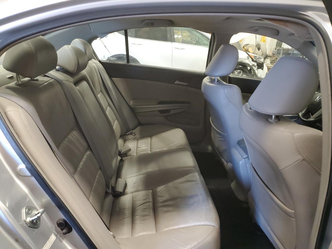 2008 Honda Accord - Image 10