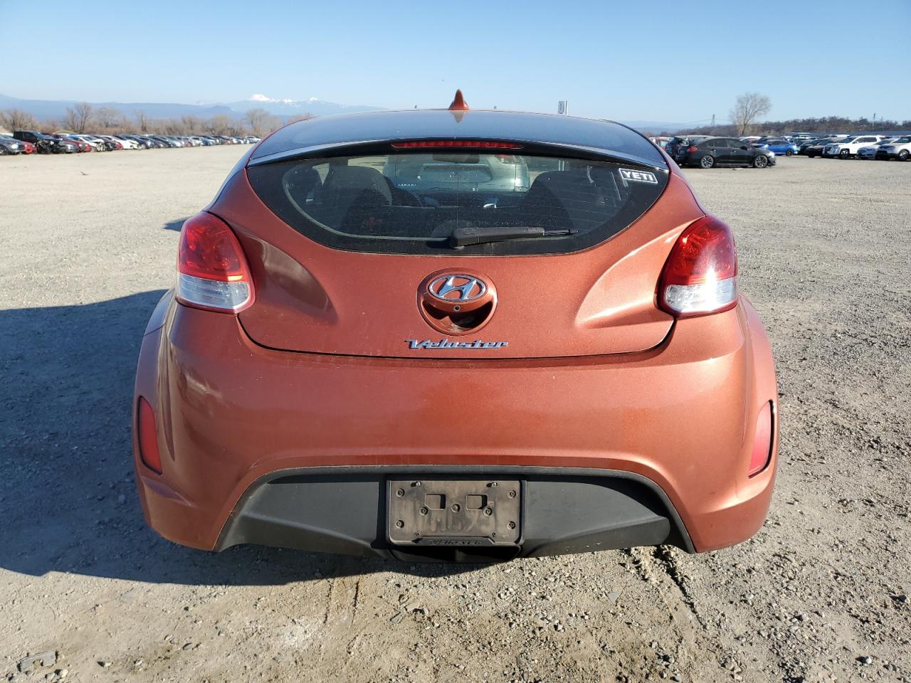 VIN KMHTC6AD4HU307518 2017 HYUNDAI VELOSTER no.6