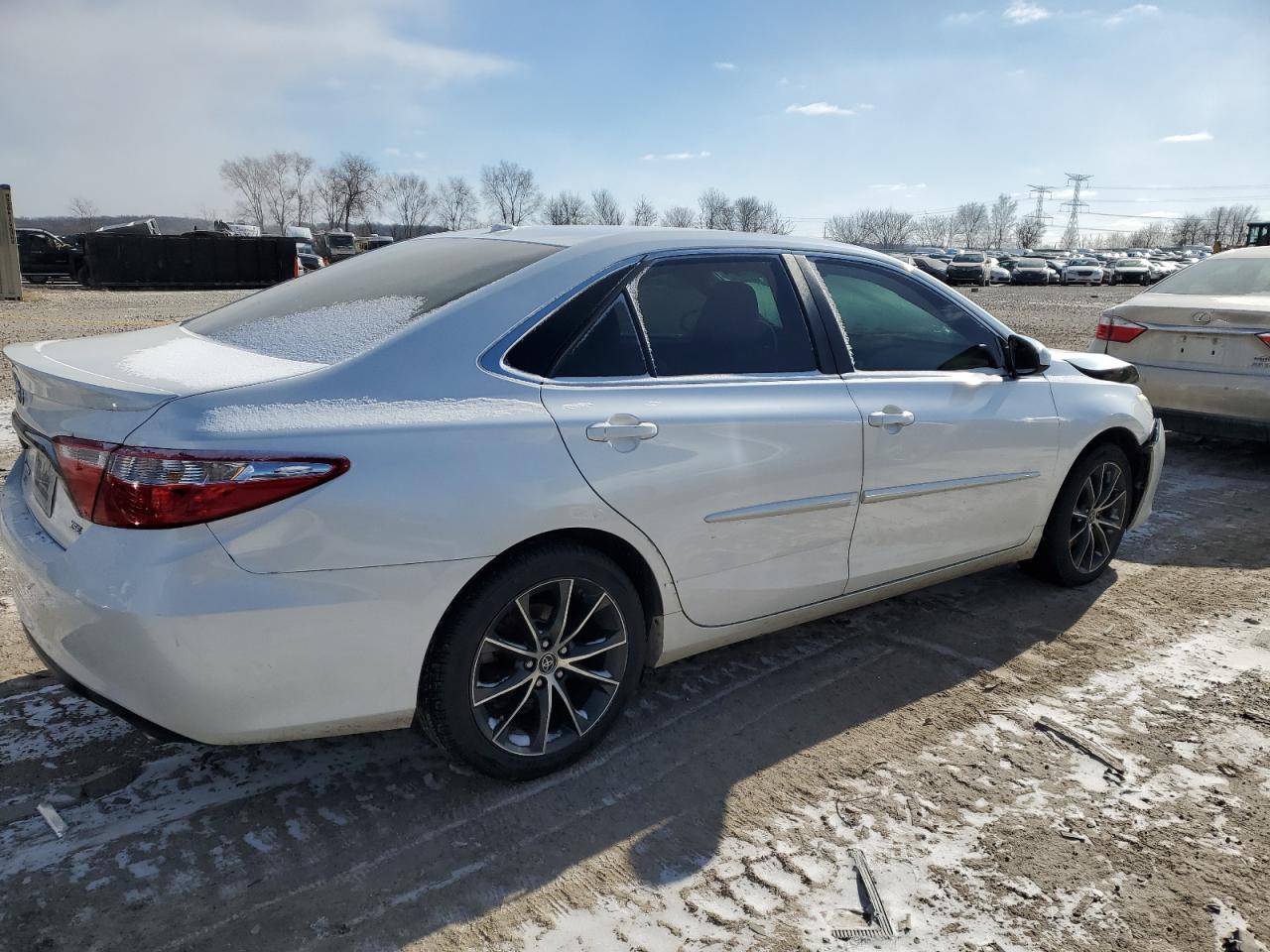 2015 Toyota Camry - Image 3