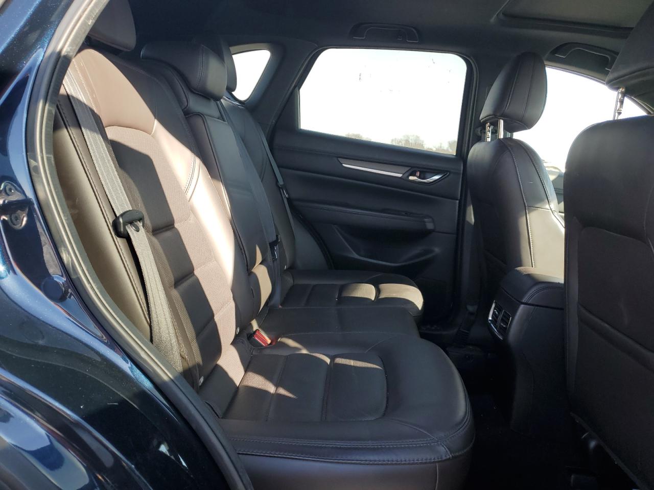 2021 Mazda CX-5 - Image 12