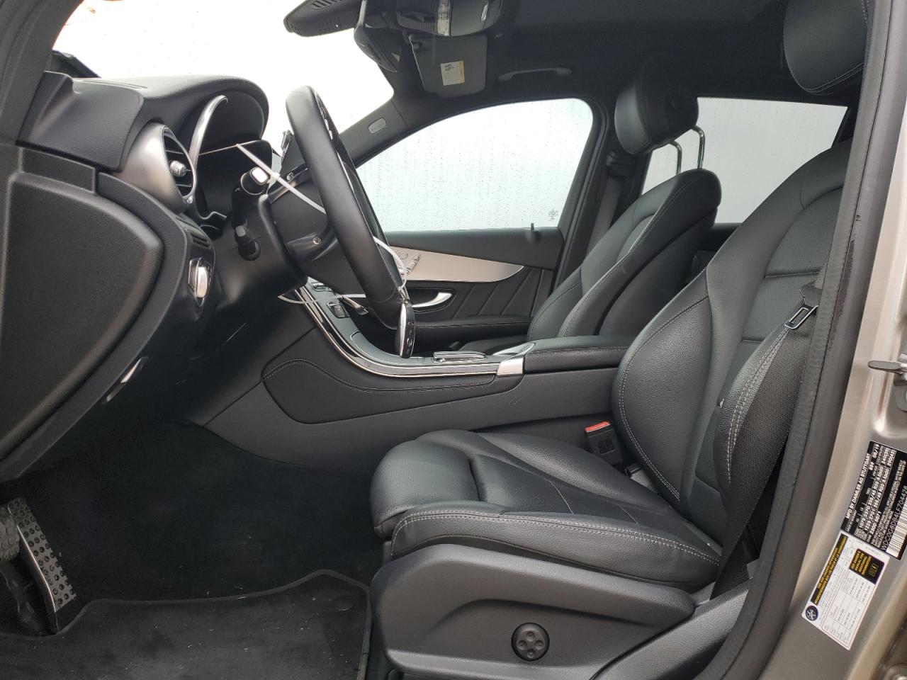 2020 Mercedes-Benz GLC - Image 7