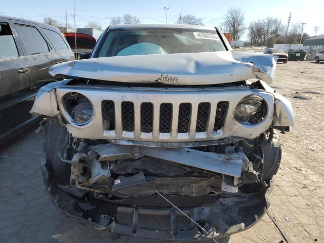 Паркетники JEEP PATRIOT 2014 Серебристый