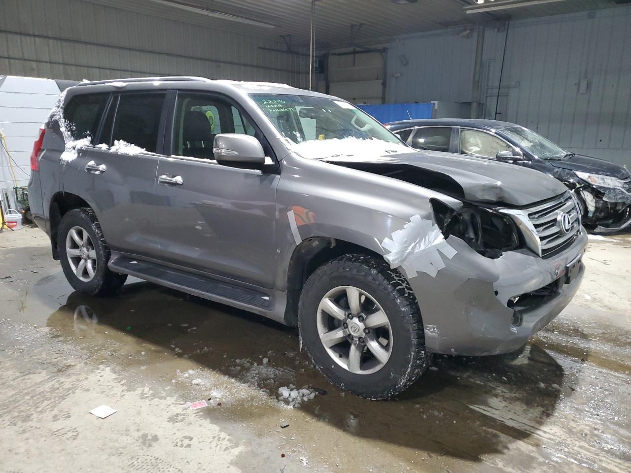 2010 Lexus GX - Image 4