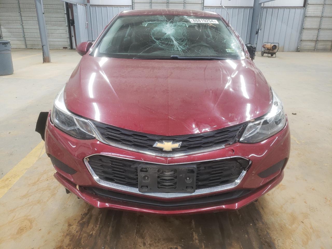 2018 Chevrolet Cruze - Image 5