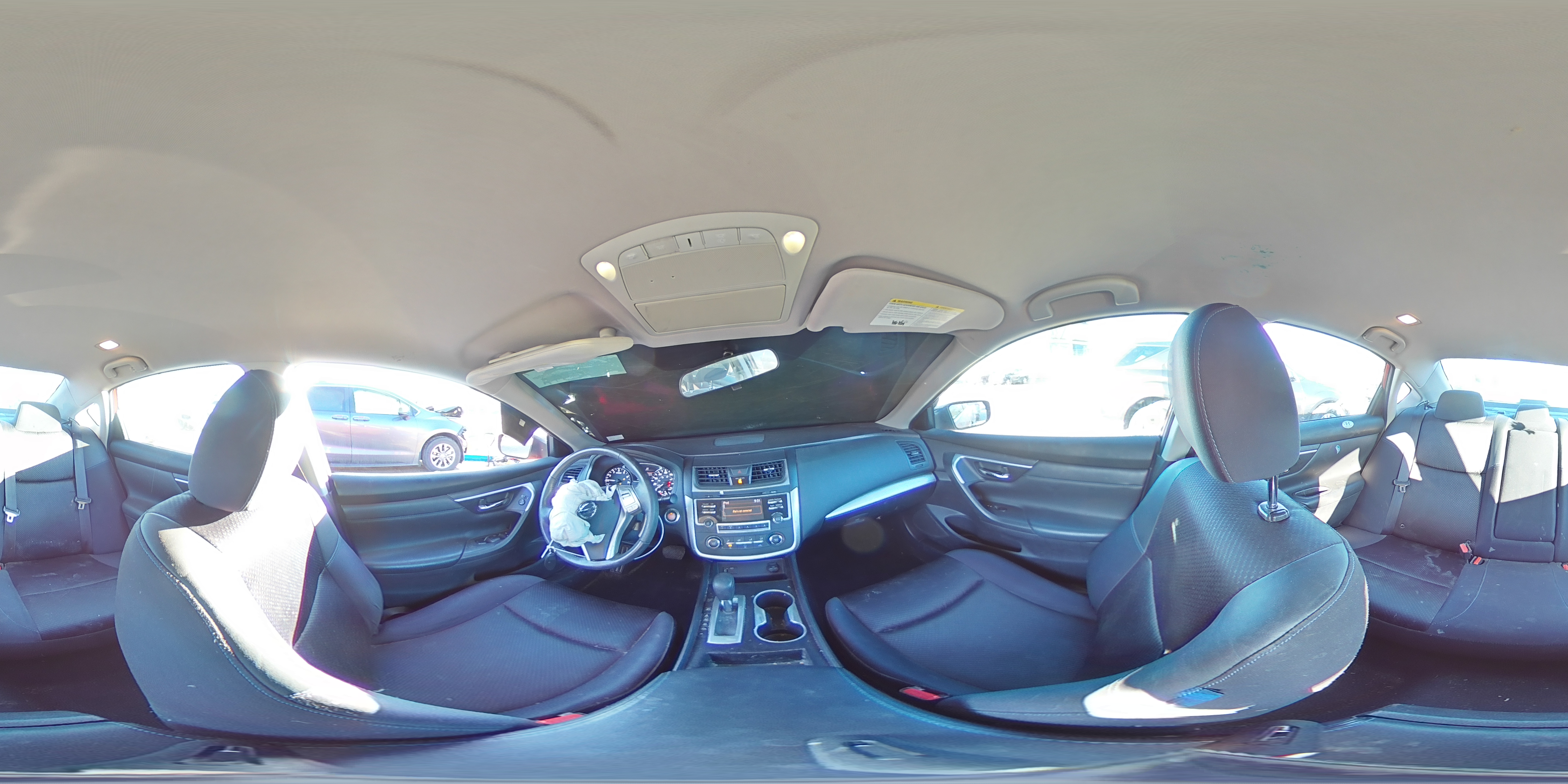 2016 Nissan Altima - Image 12
