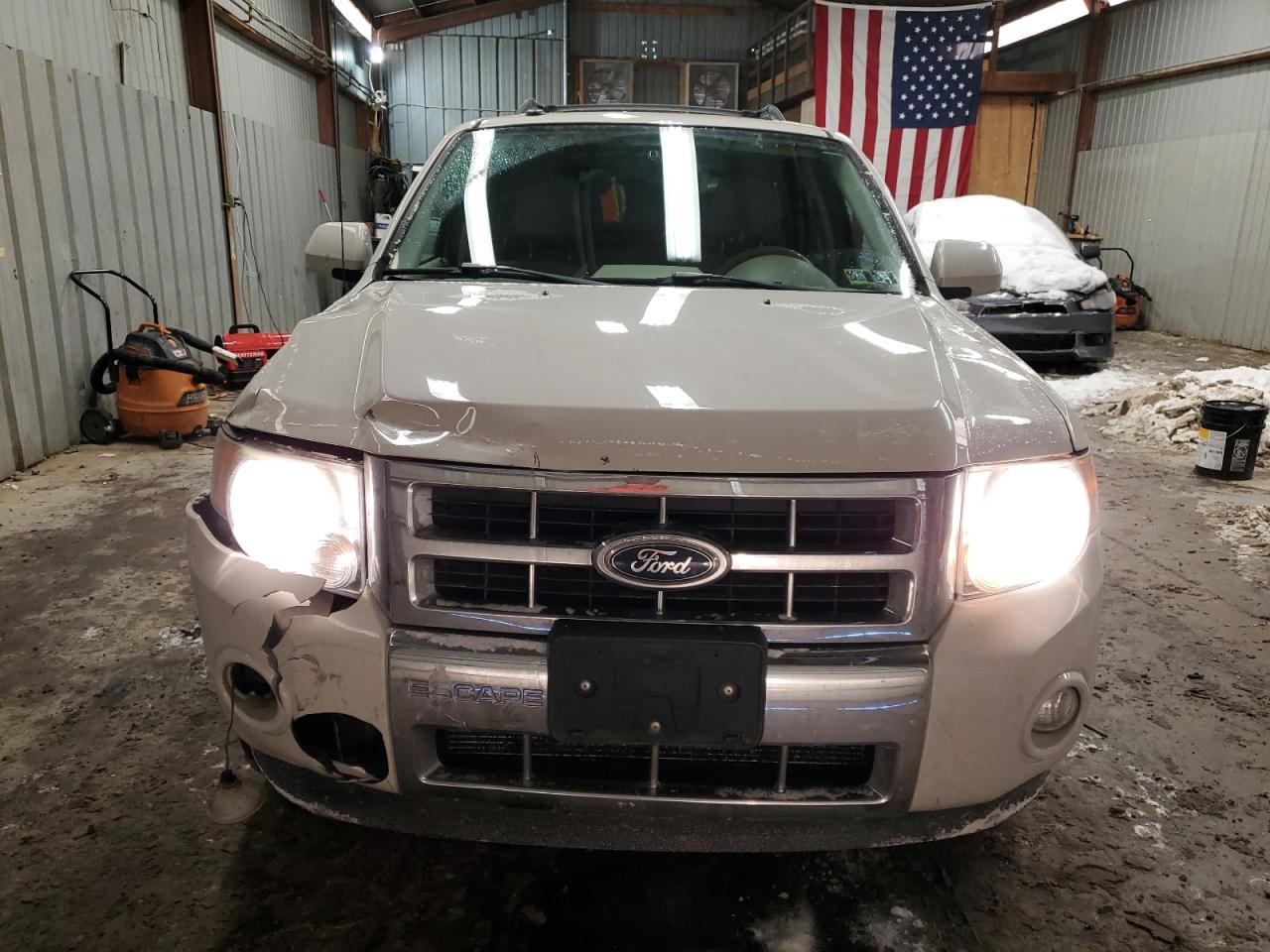 2011 Ford Escape - Image 5