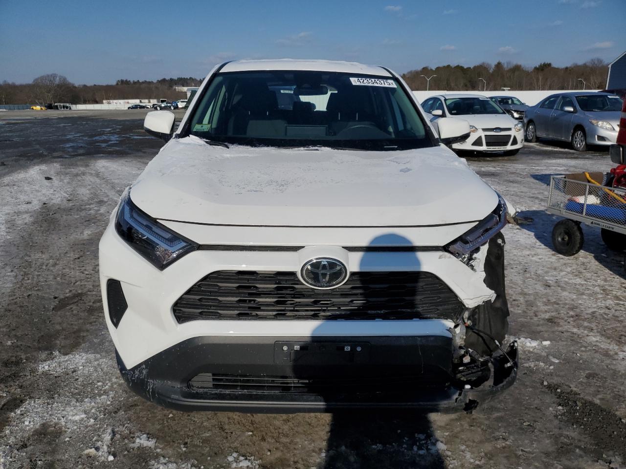 2023 Toyota RAV 4 - Image 5