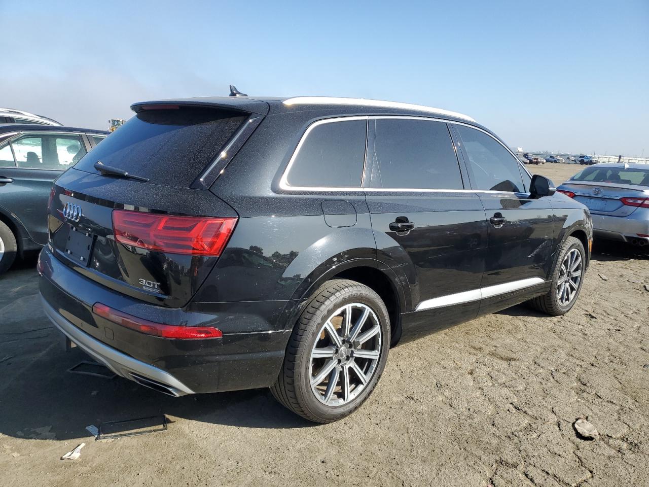 2017 Audi Q7 - Image 3