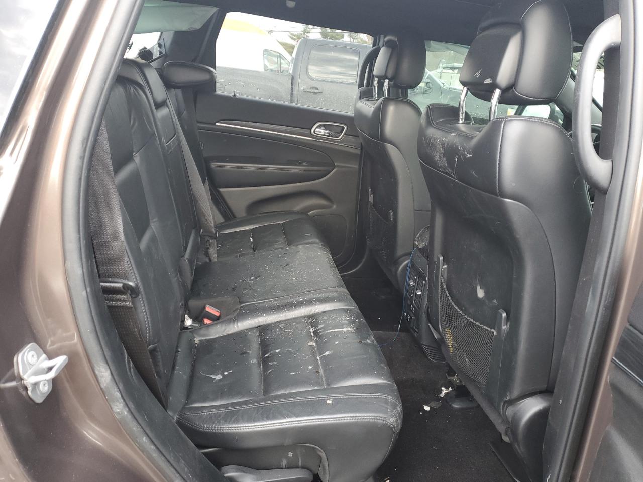 2019 Jeep Grand Cherokee - Image 11