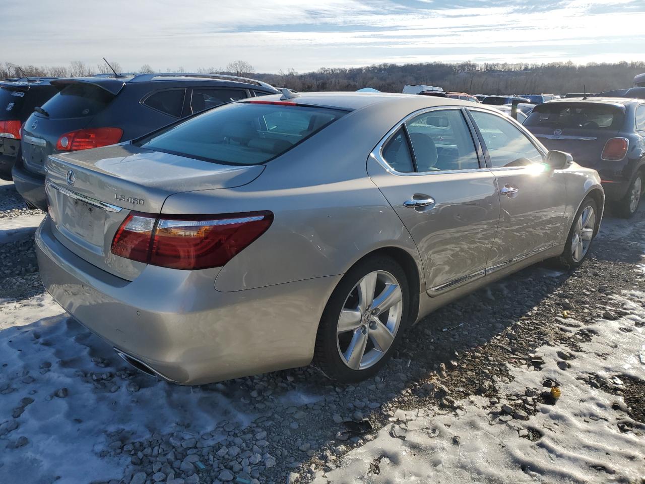 2010 Lexus LS - Image 3