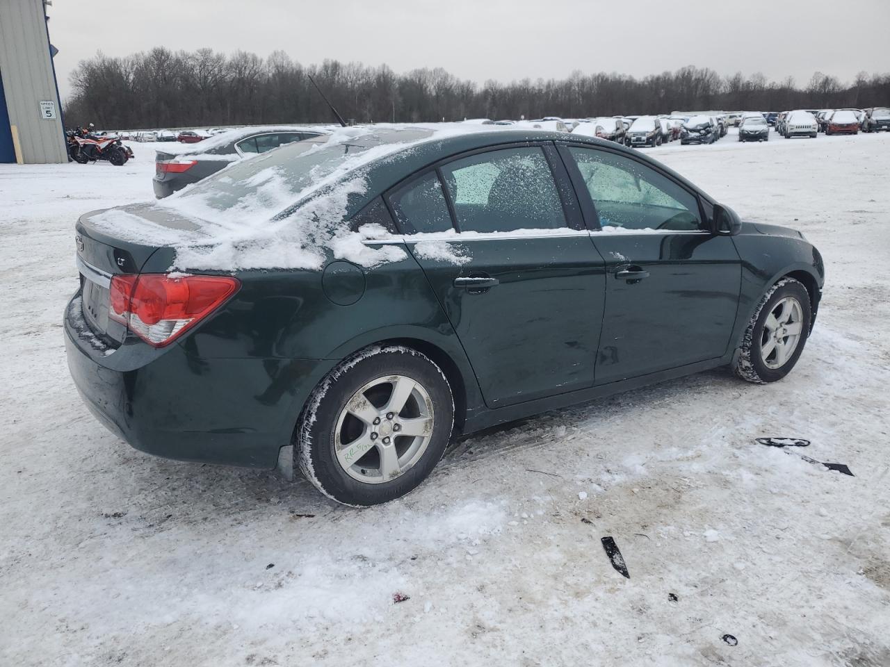 VIN 1G1PC5SB4E7330393 2014 CHEVROLET CRUZE no.3