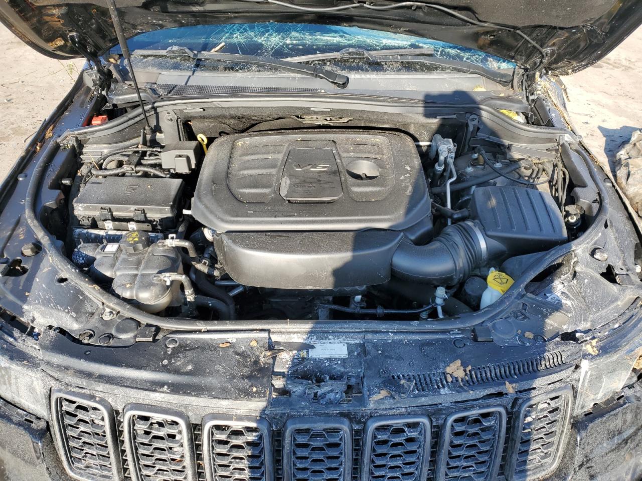 2019 Jeep Grand Cherokee - Image 12