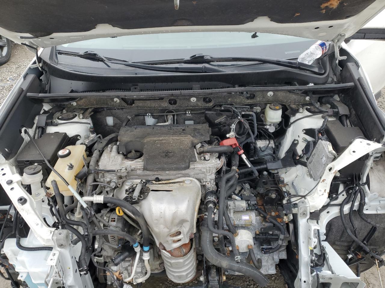 2018 Toyota RAV 4 - Image 12
