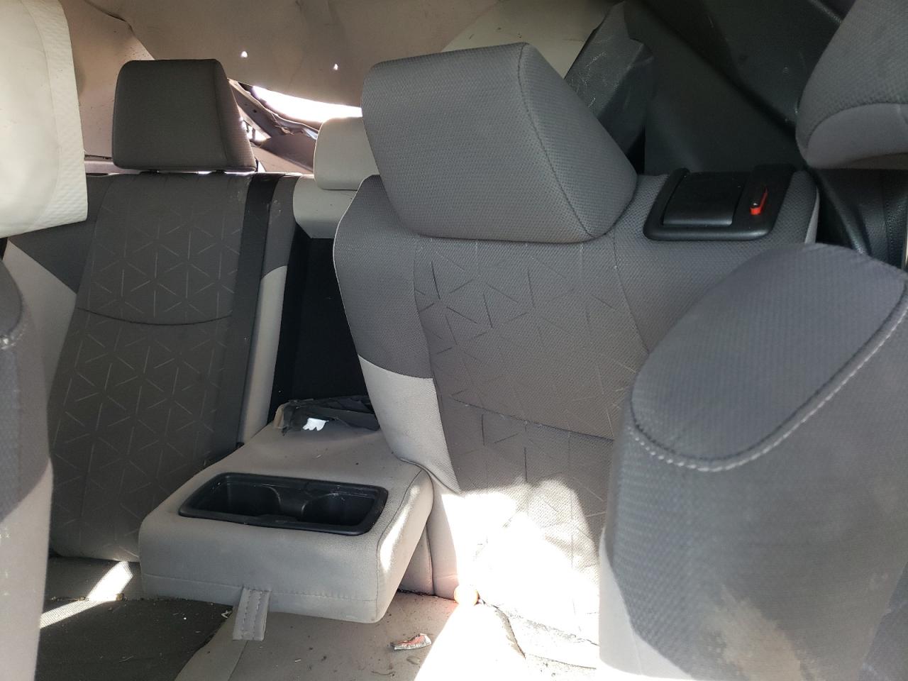 2020 Toyota RAV 4 - Image 10