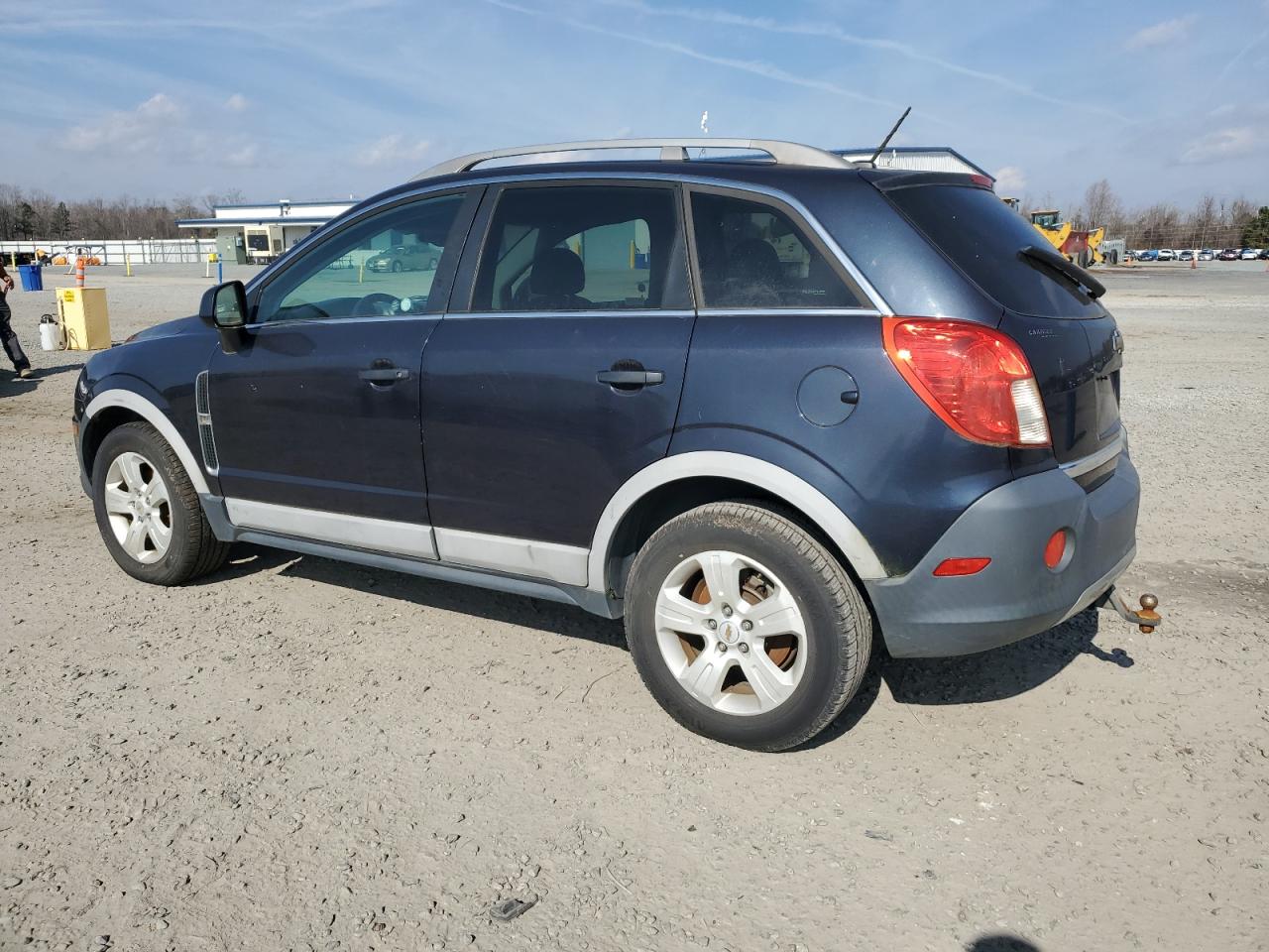 2014 Chevrolet Captiva - Image 2