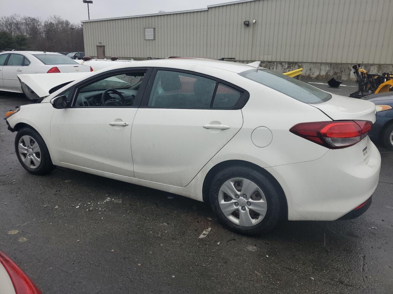 2017 Kia Forte - Image 2