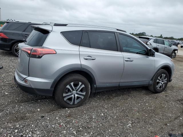 Паркетники TOYOTA RAV4 2017 Серебристый