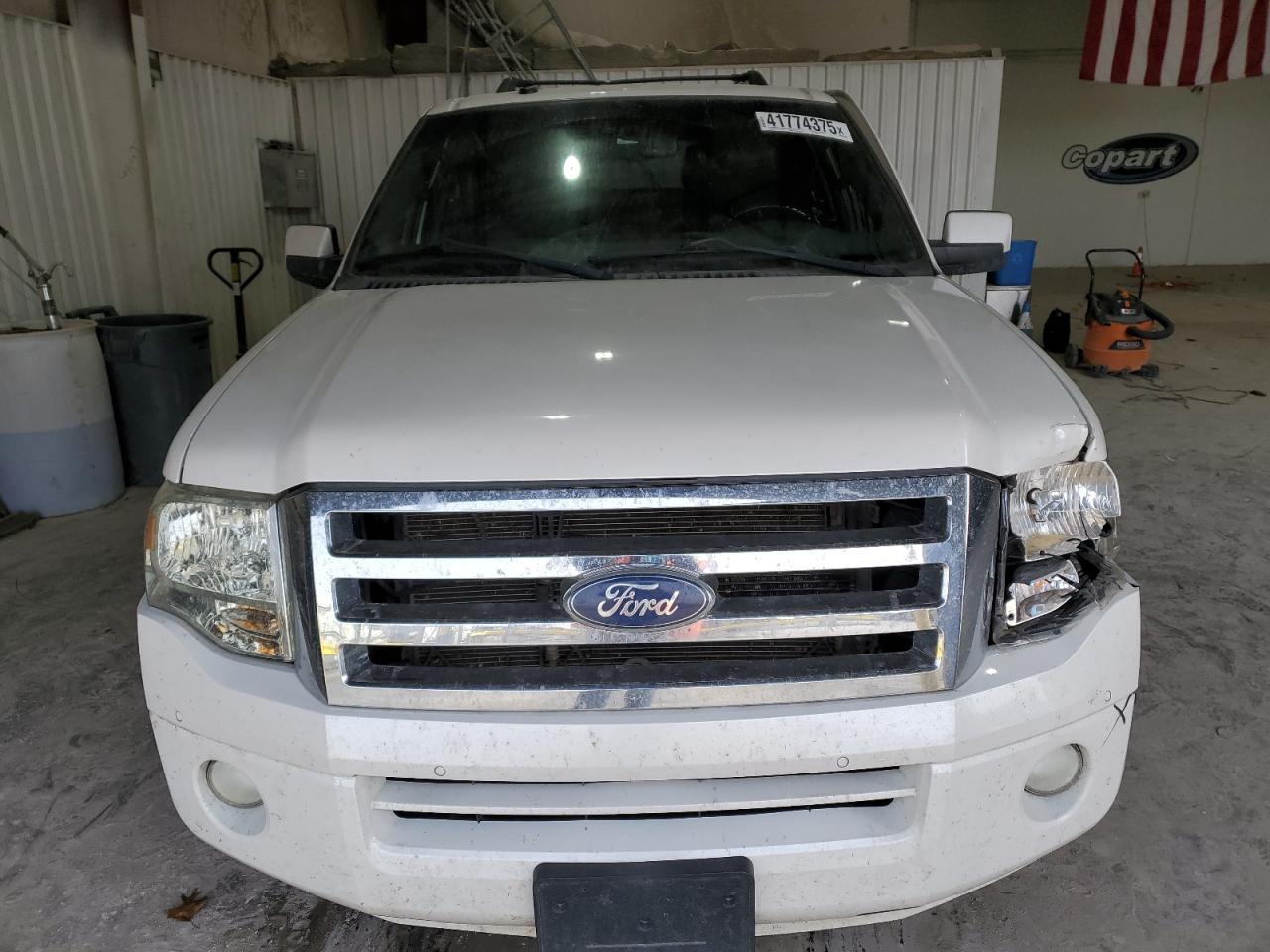 2012 Ford Expedition - Image 5