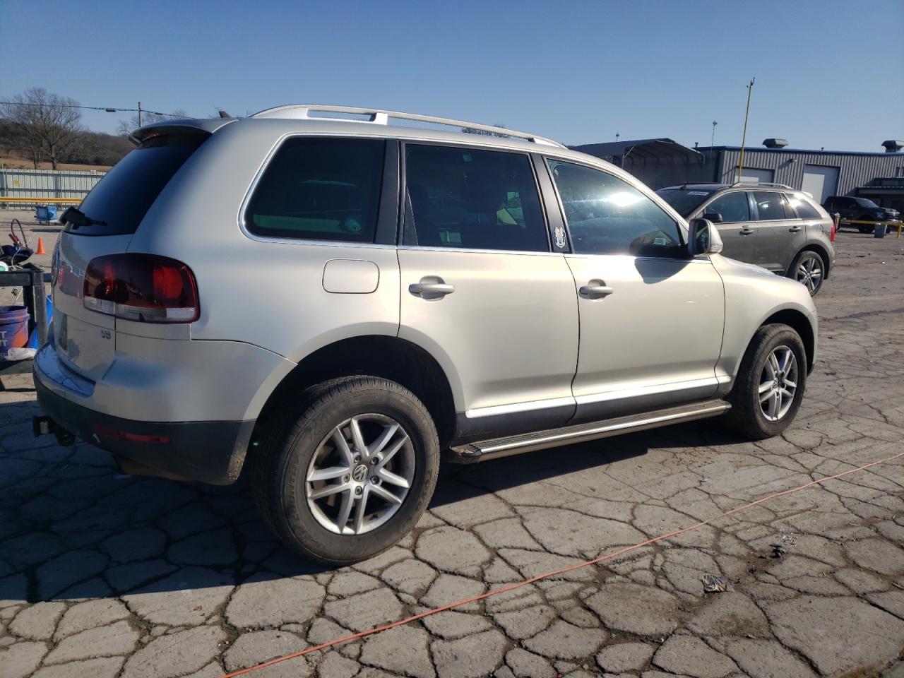 2009 Volkswagen Touareg - Image 3
