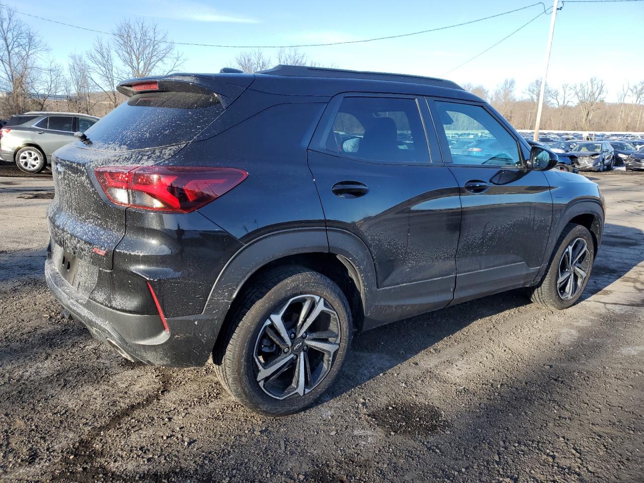 2023 Chevrolet TrailBlazer - Image 3