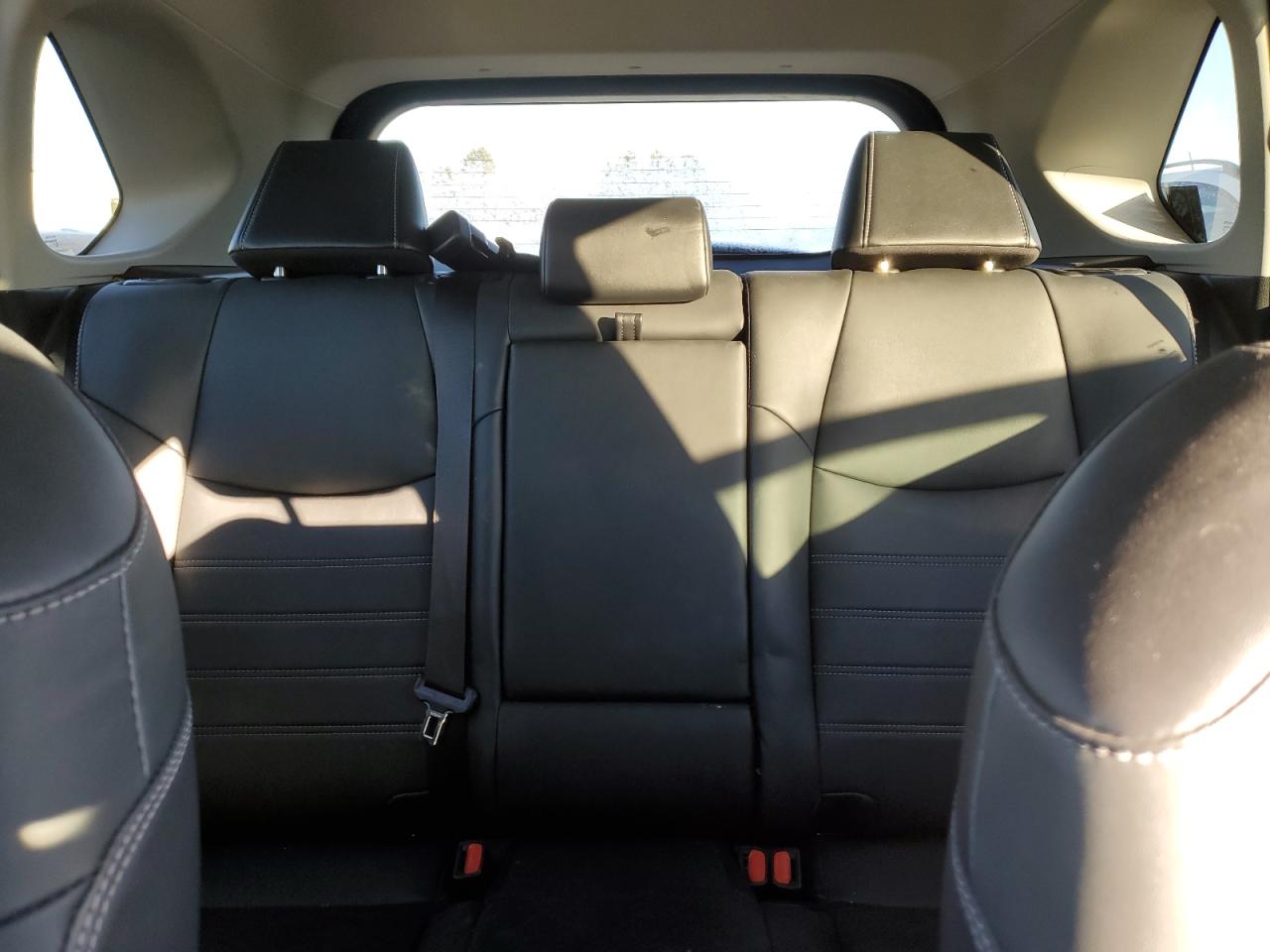 2021 Toyota RAV 4 - Image 10