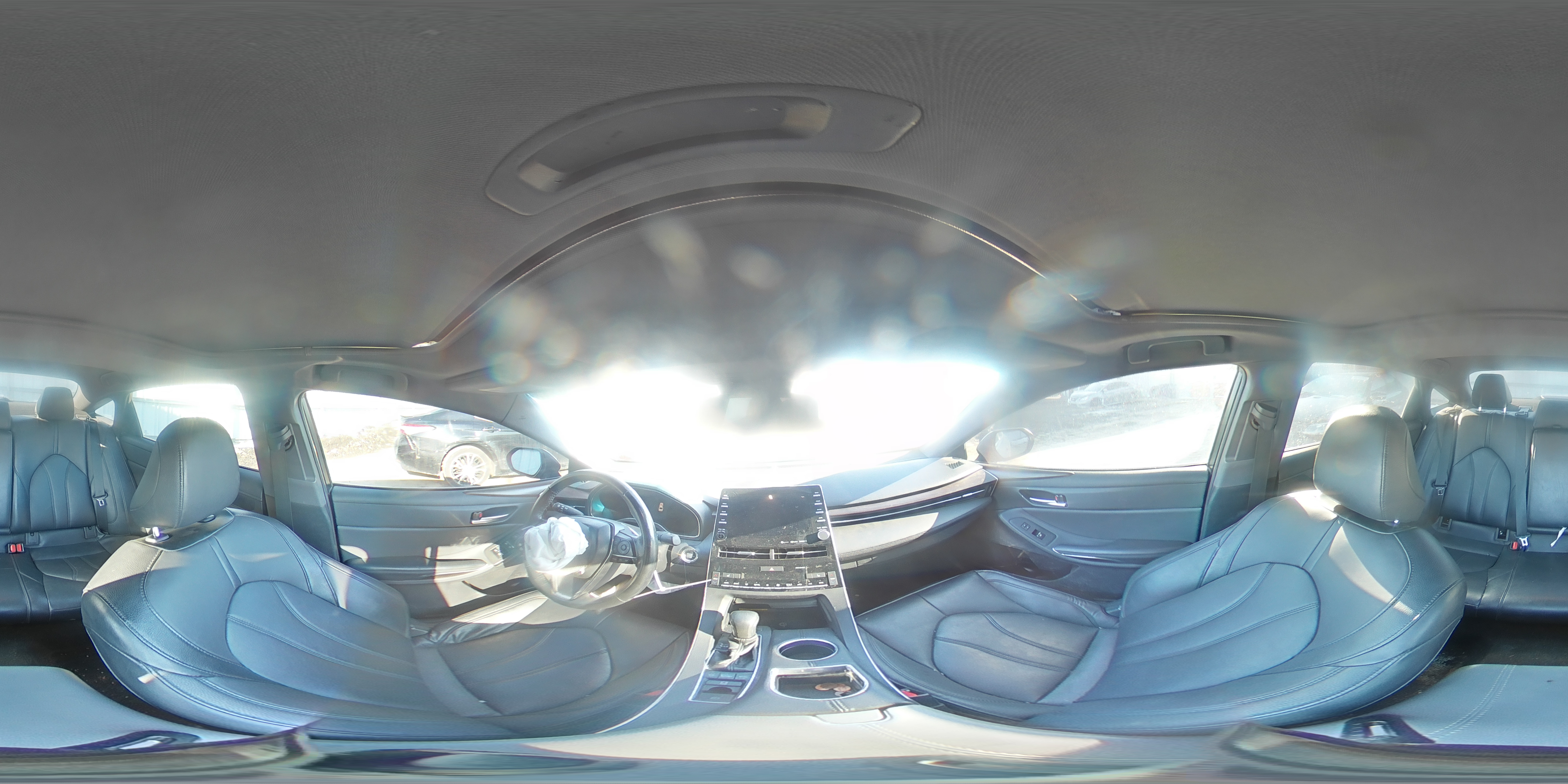 2019 Toyota Avalon - Image 13