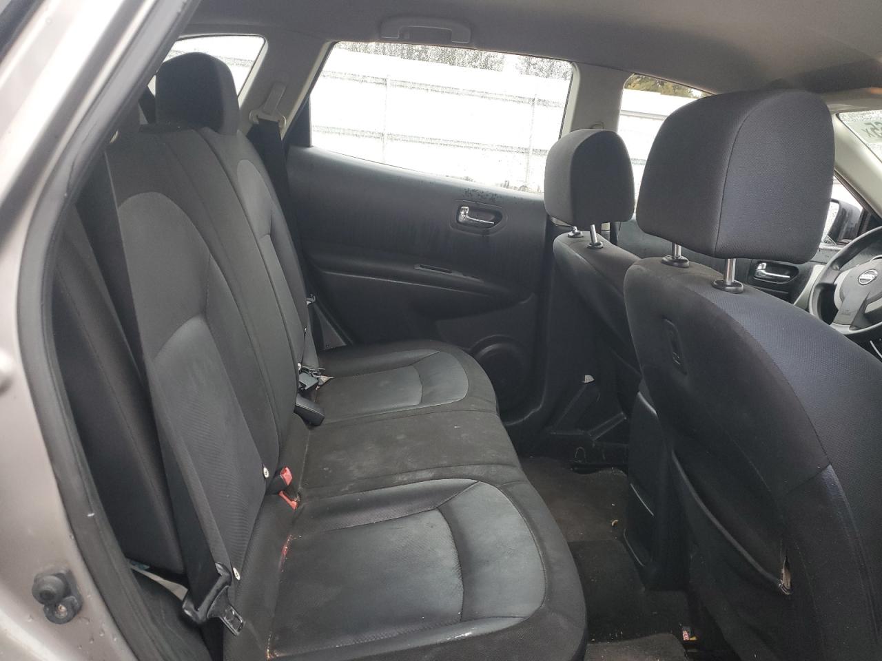 2013 Nissan Rogue - Image 11