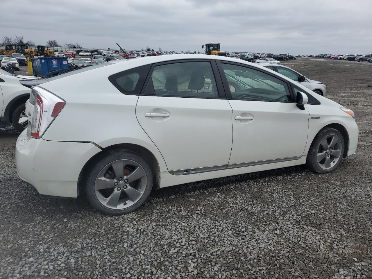 2013 Toyota Prius - Image 3