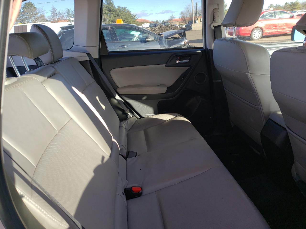 2015 Subaru Forester - Image 10