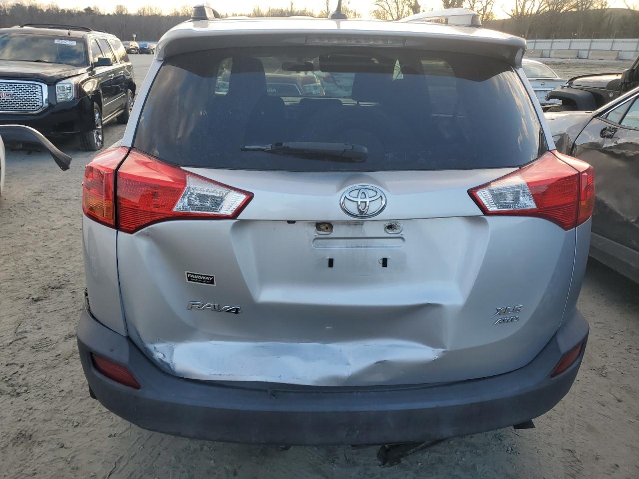 2014 Toyota RAV 4 - Image 6