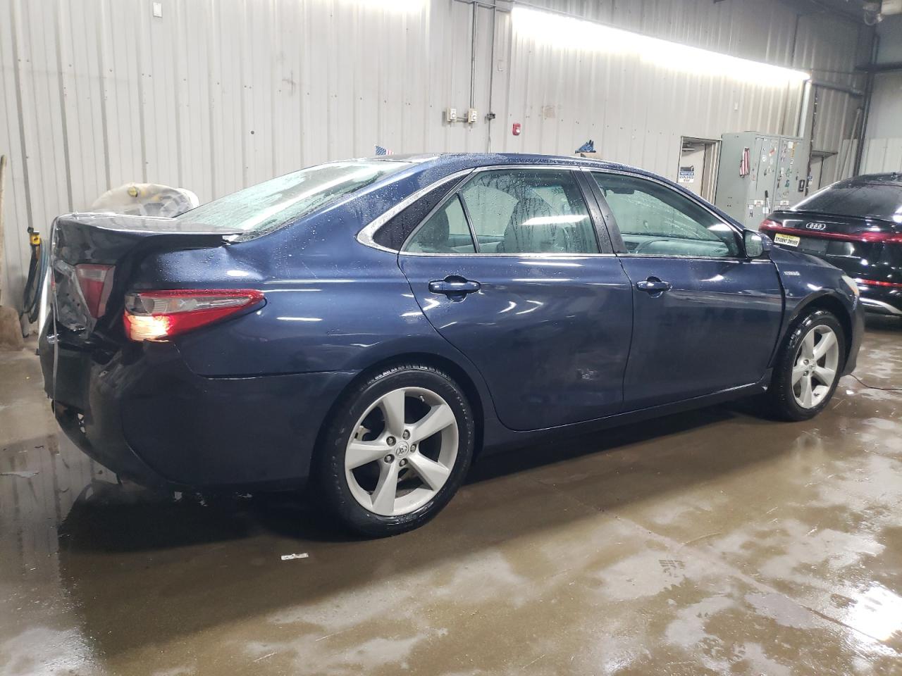 2015 Toyota Camry - Image 3